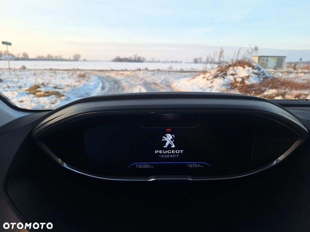 Peugeot 5008 BlueHDi 150 Allure - 17