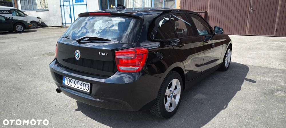 BMW Seria 1 116i Sport Line - 4