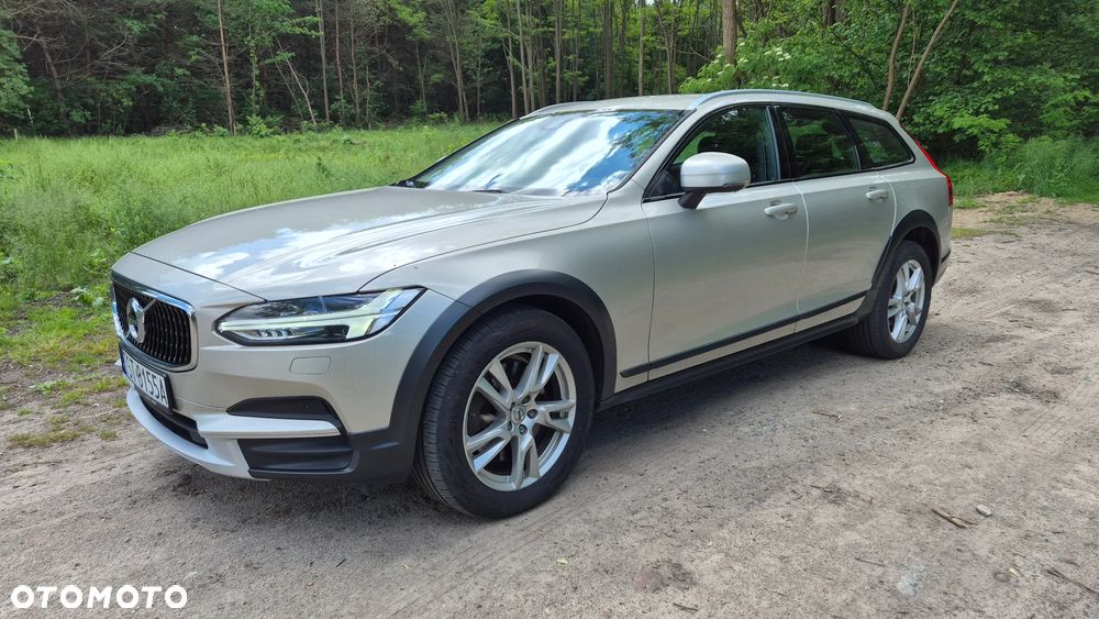 Volvo V90 Cross Country D4 AWD Geartronic - 3