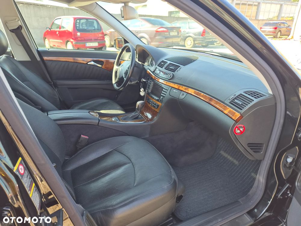 Mercedes-Benz Klasa E 320 4-Matic Elegance - 13