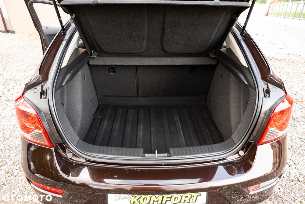 Chevrolet Cruze - 15