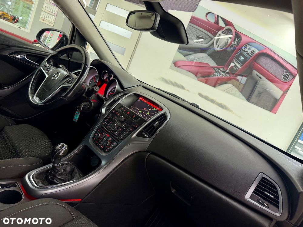 Opel Astra - 32