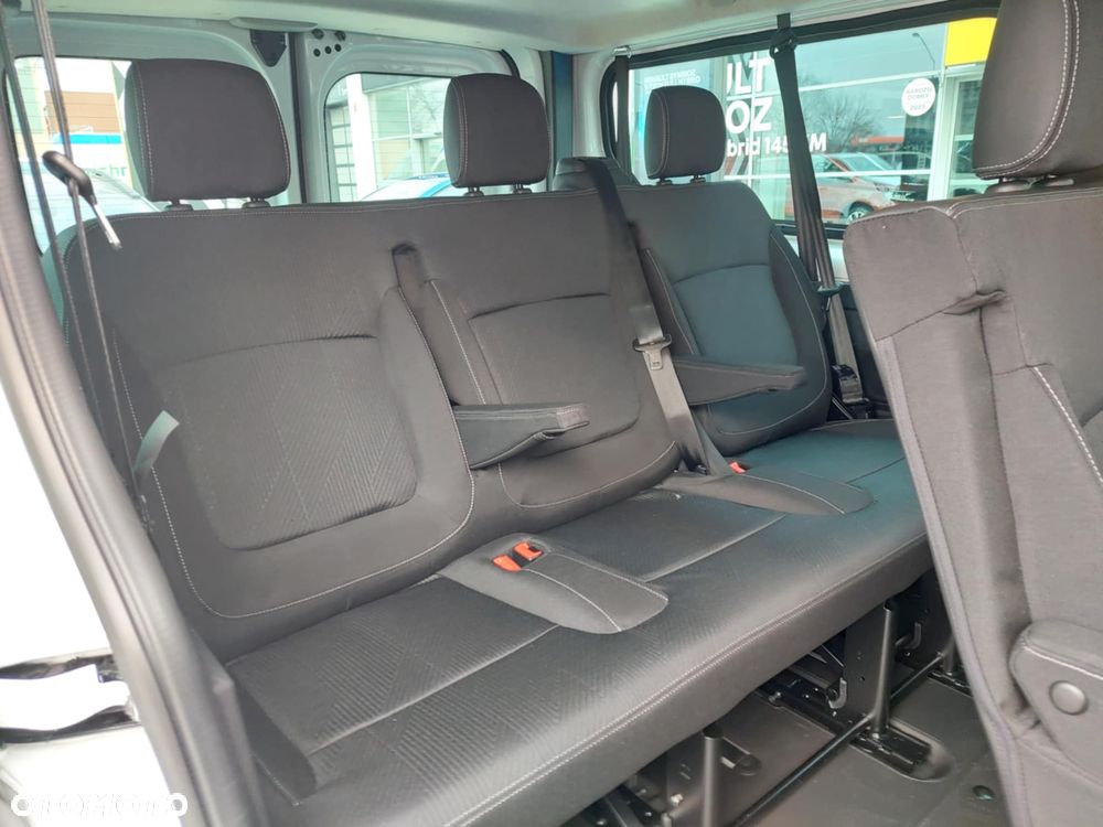 Renault Trafic - 11