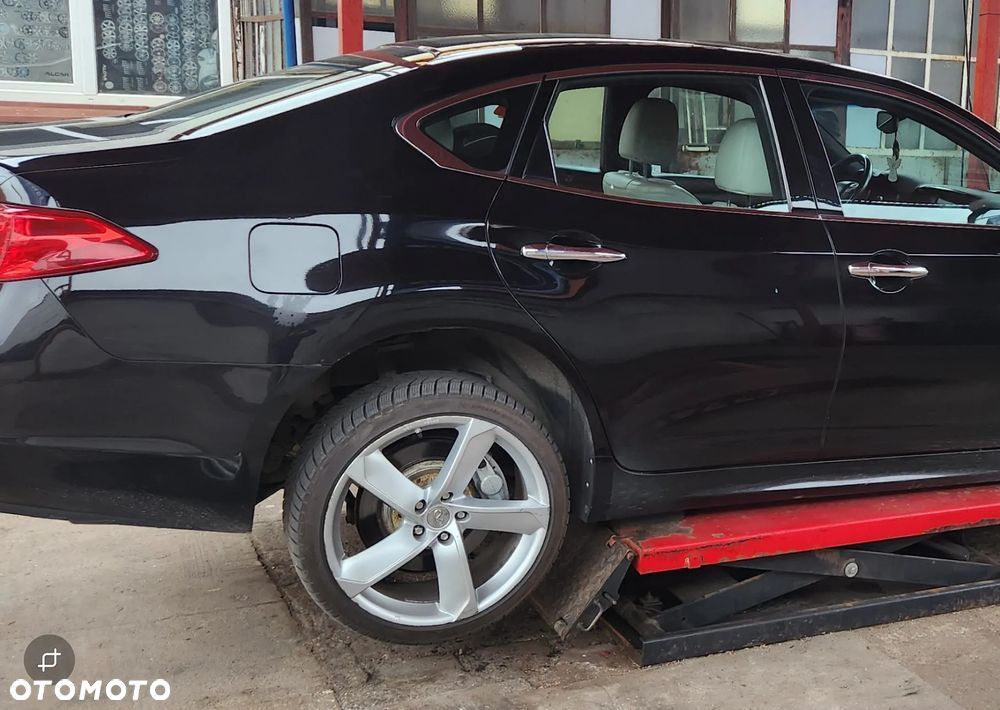 Infiniti M M30d S Premium - 27