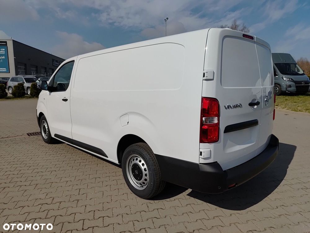 Opel Vivaro Vivaro Furgon XL Diesel 2.2 150 KM Manual - 3