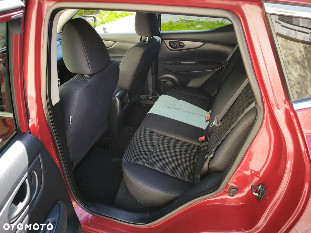 Nissan Qashqai 1.2 DIG-T Tekna EU6 - 12