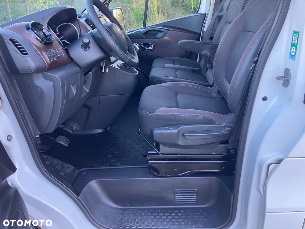 Renault Trafic Vivaro Talento Custom T6 Primastar - 12