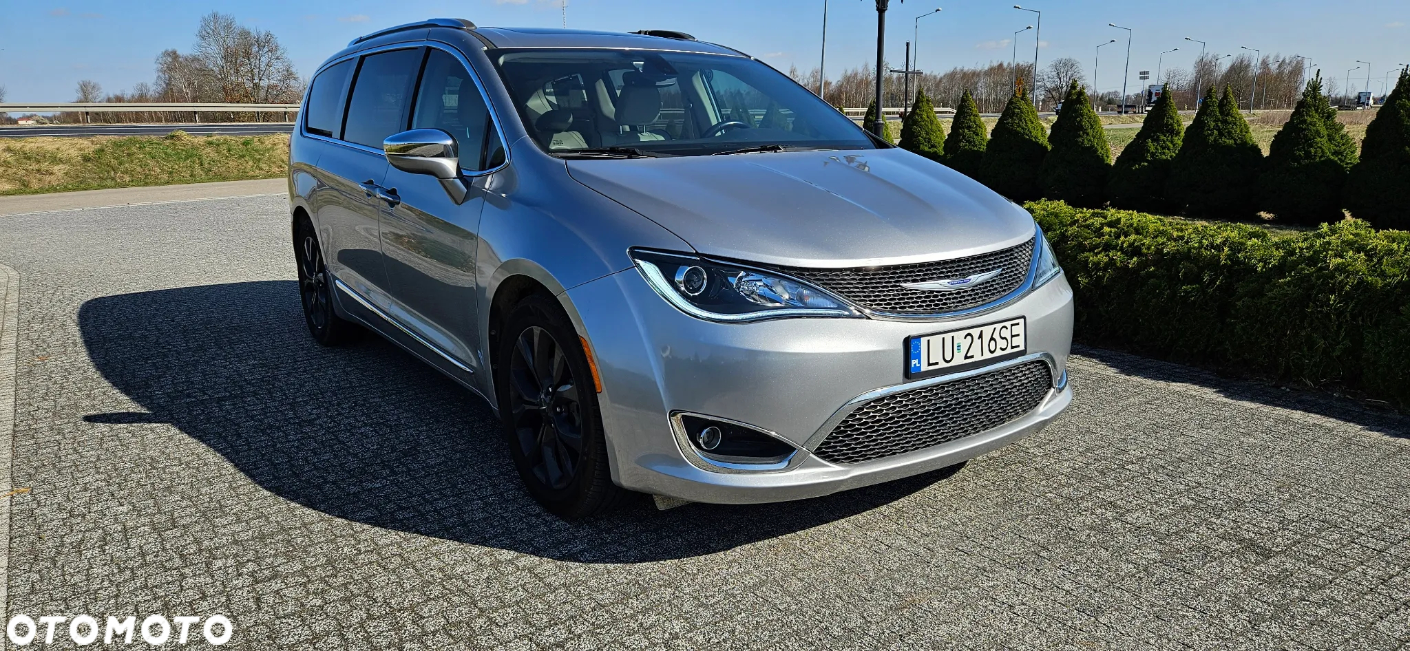 Chrysler Pacifica - 3