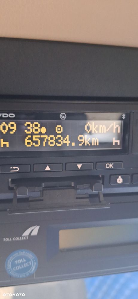 Mercedes-Benz ACTROS - 4