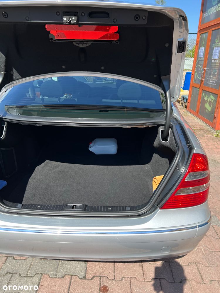 Mercedes-Benz Klasa E 350 Elegance - 8