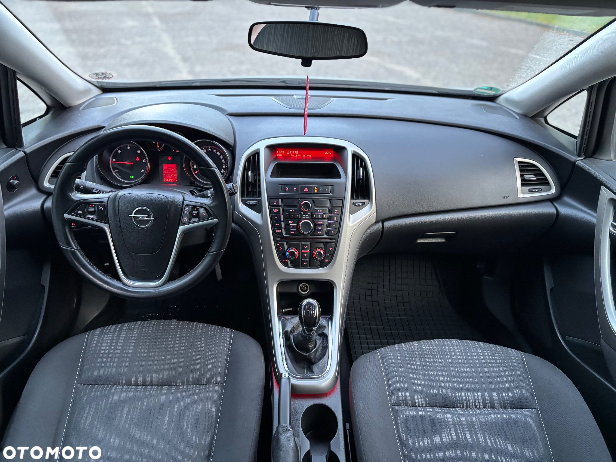 Opel Astra - 11
