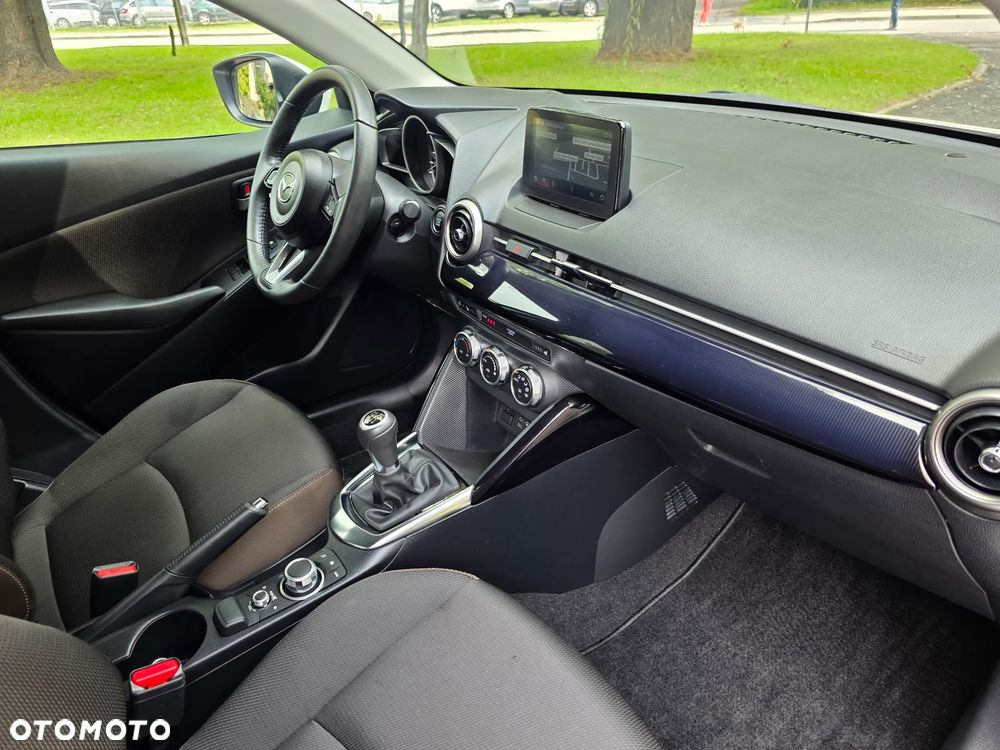 Mazda 2 SKYACTIV-G 90 Nakama - 27