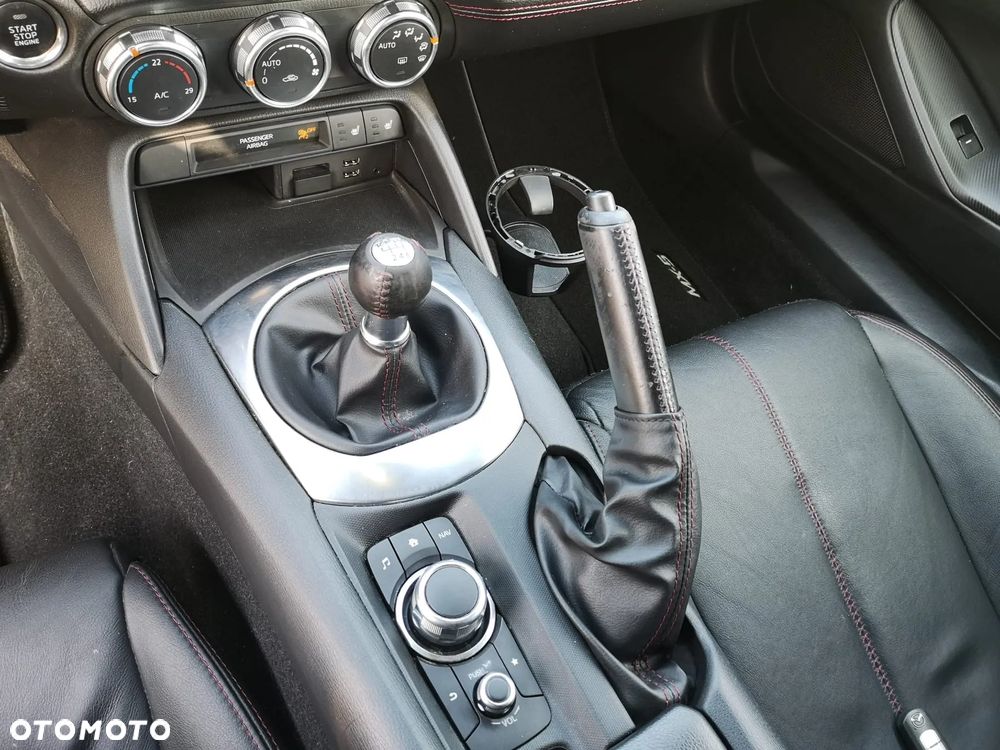 Mazda MX-5 RF SKYACTIV-G 131 Sports-Line - 24