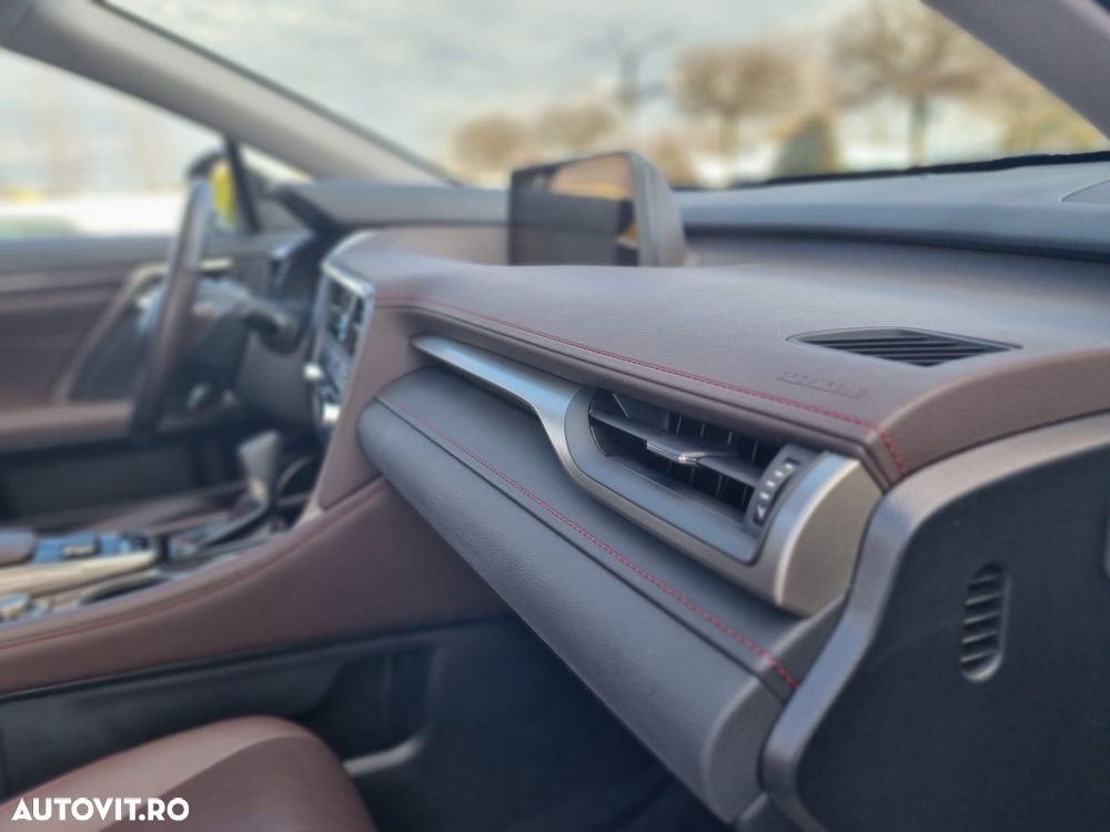 Lexus Seria RX - 21