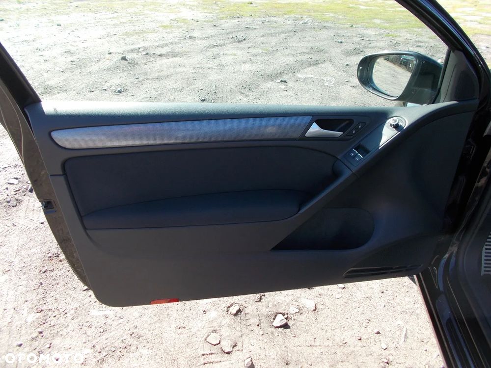 Volkswagen Golf 1.2 TSI BMT Trendline - 22