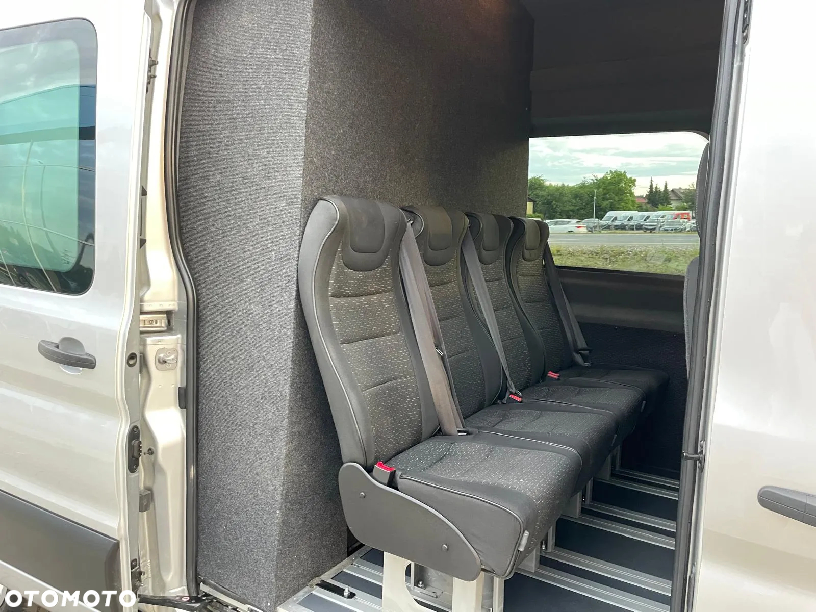 Ford Transit - 17