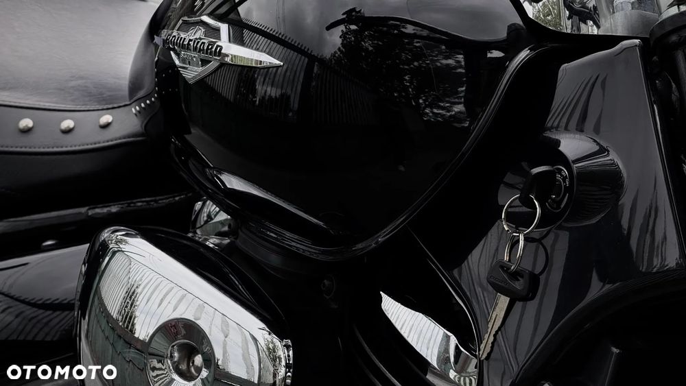 Suzuki Boulevard - 15