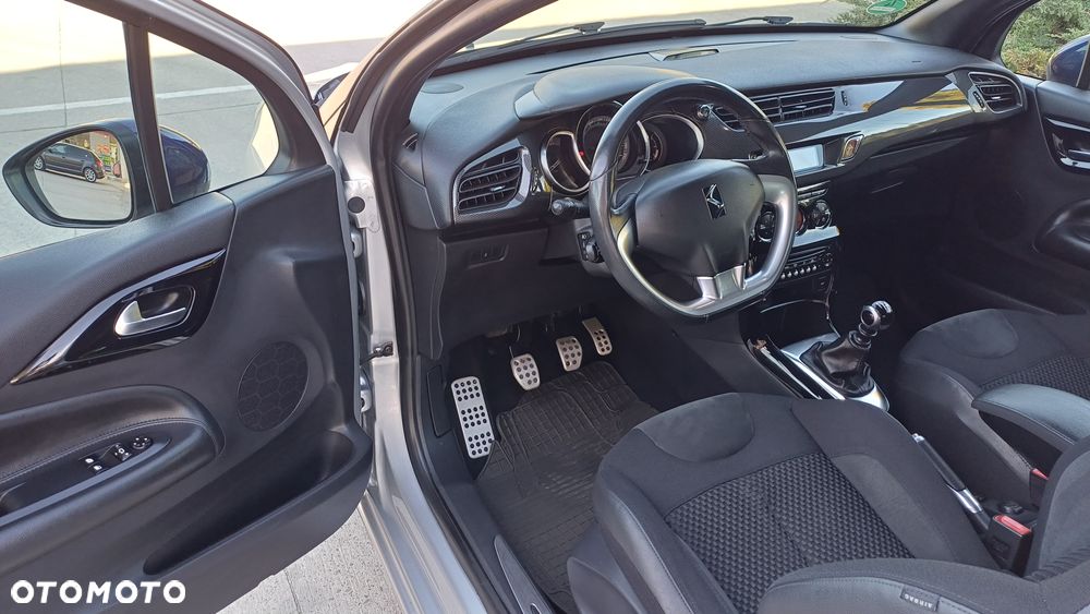 Citroën DS3 1.6 THP Ultra Prestige - 11