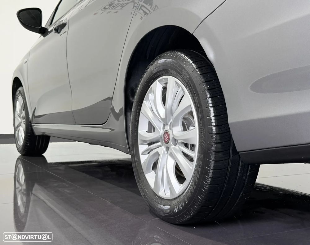 Fiat Tipo Station Wagon 1.3 M-Jet Lounge - 47