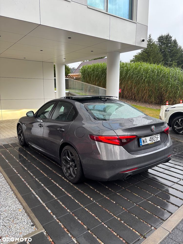 Alfa Romeo Giulia 2.0 Turbo TI Q4 - 8