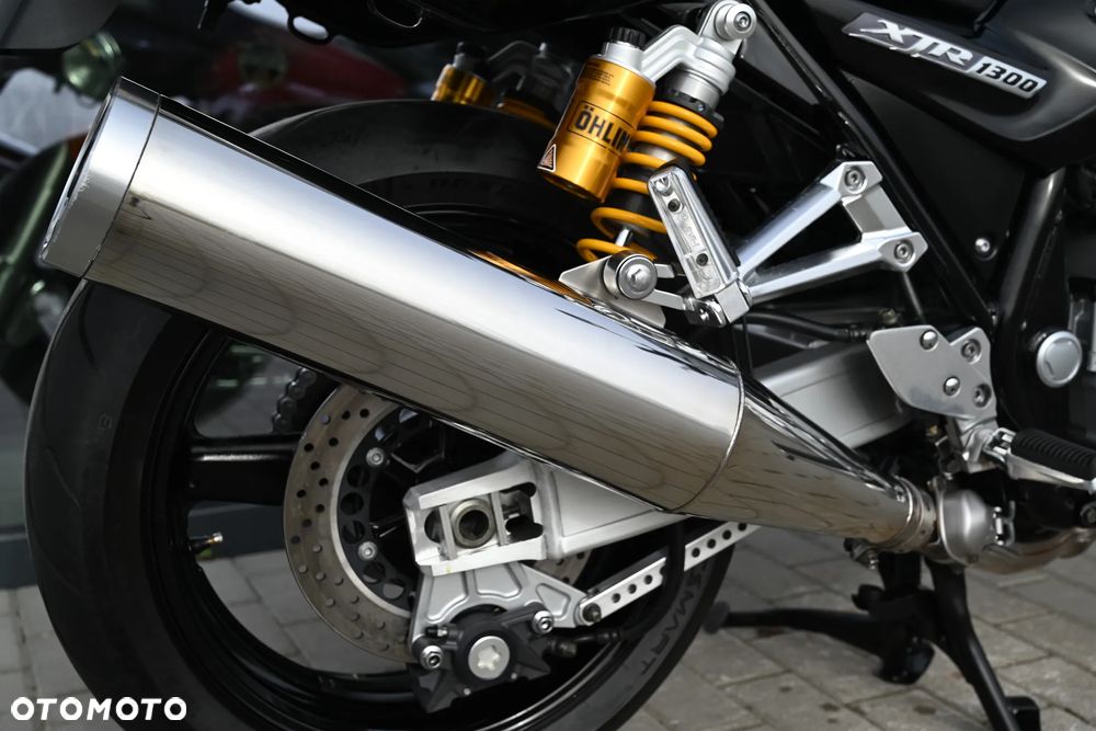 Yamaha XJR - 29