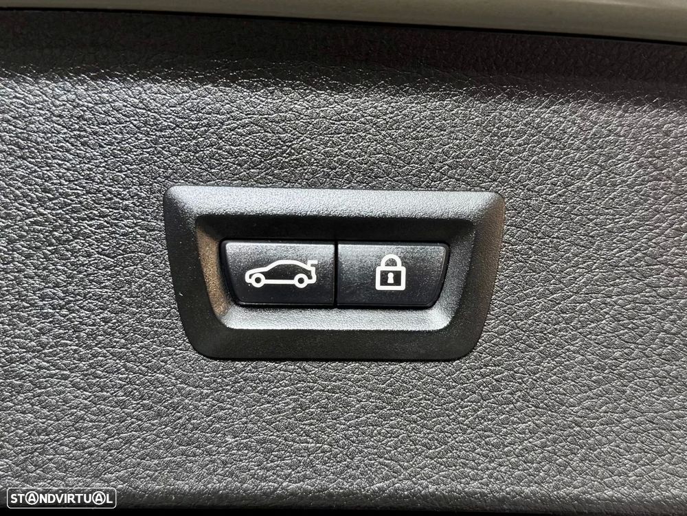 BMW 218 Active Tourer d Line Luxury - 55