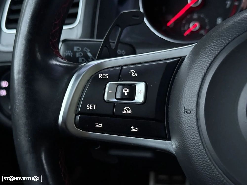 VW Golf 2.0 TSi GTi DSG Performance - 16