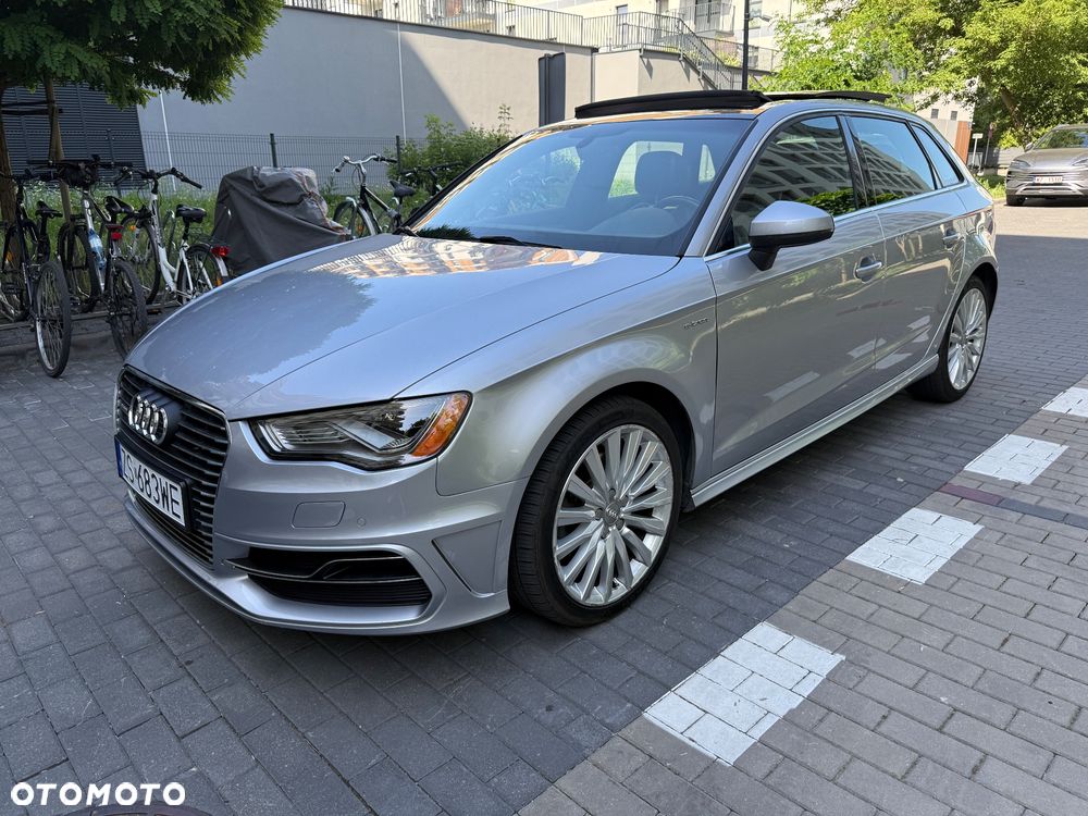 Audi A3 Sportback - 2