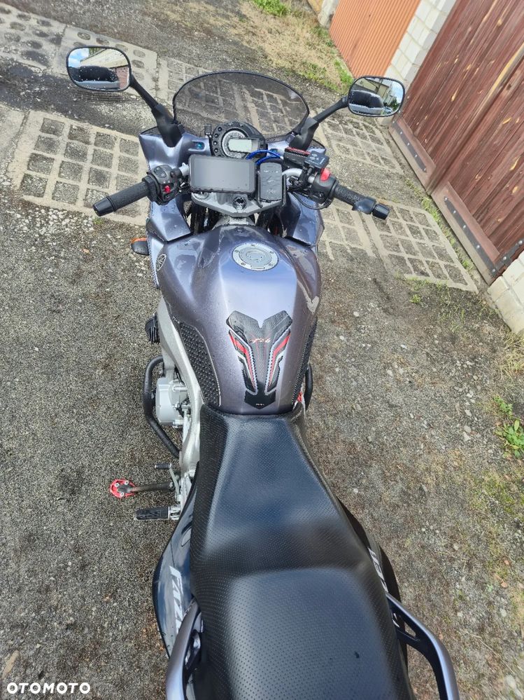 Yamaha FZ6 - 10