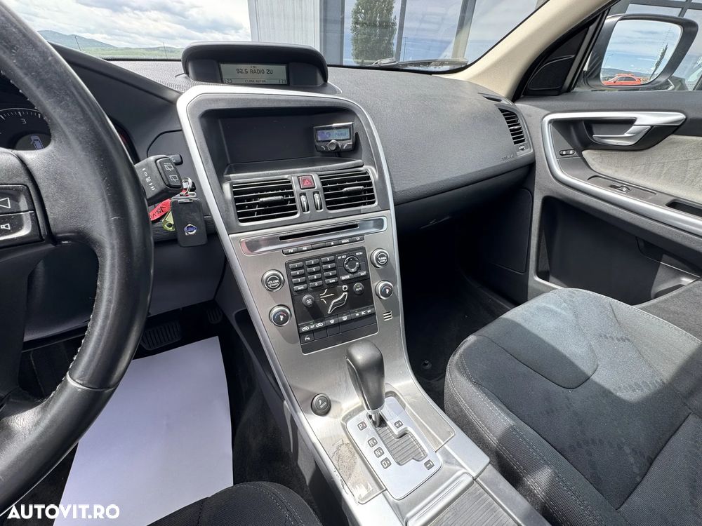 Volvo XC 60 2.4D AWD Aut. - 27