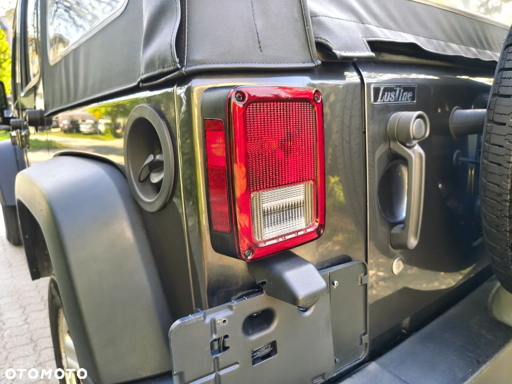 Jeep Wrangler - 7