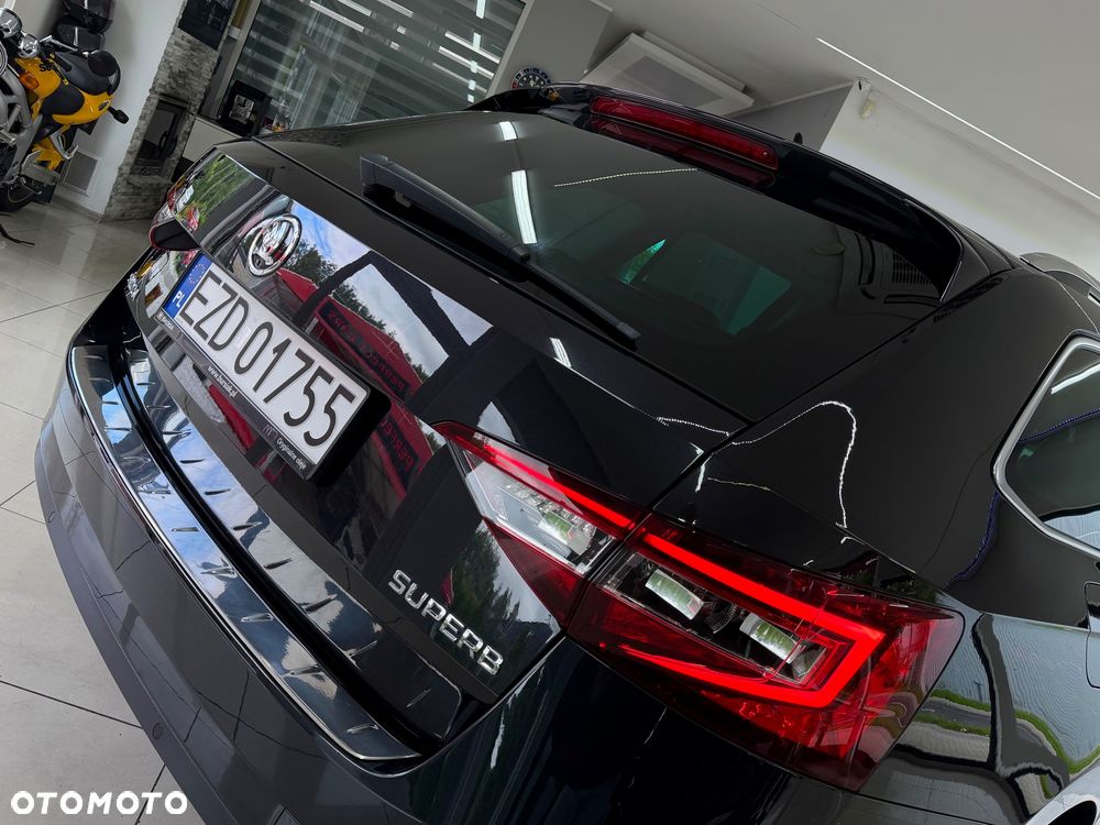Skoda Superb 2.0 TDI DSG Style - 37