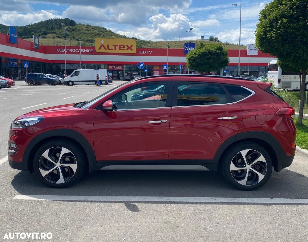 Hyundai Tucson 2.0 CRDI 4WD 6AT Luxury Pack+ - 2