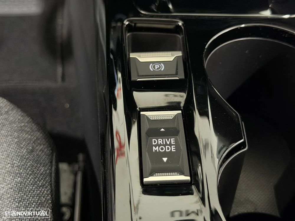 Peugeot e-208 50 kWh Active Pack - 32