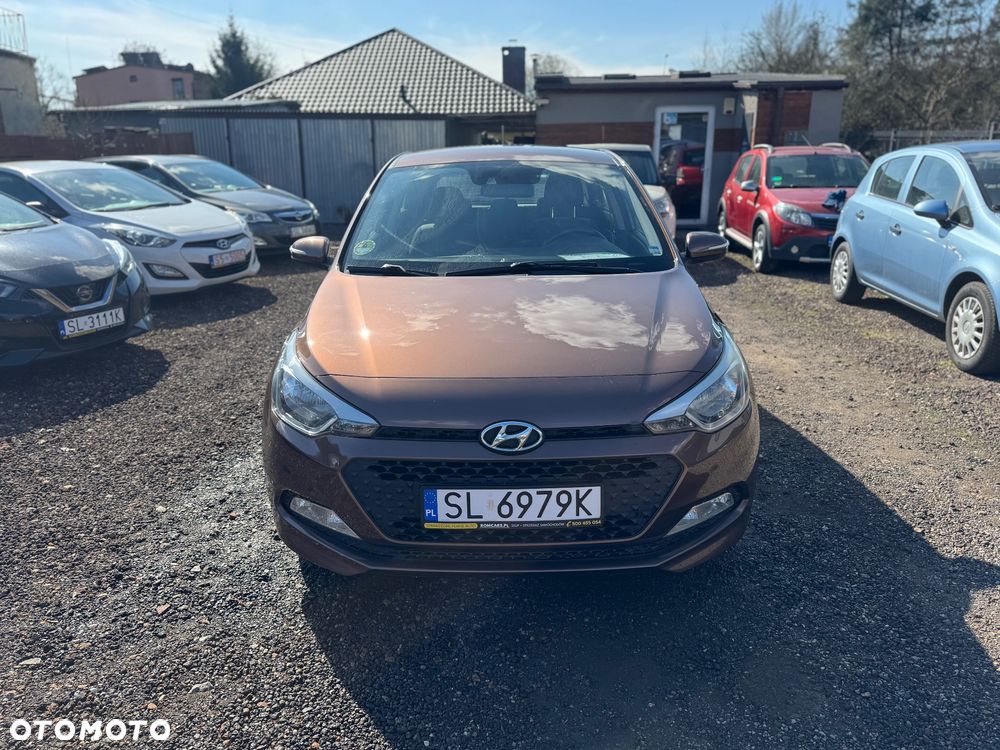 Hyundai i20 blue 1.2 YES Gold - 4