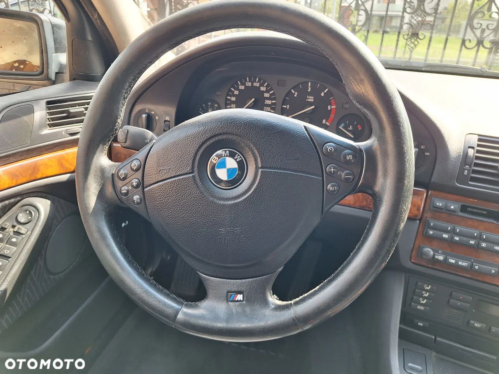 BMW Seria 5 - 9