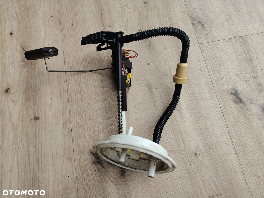 BMW E60 E61 2.5D 3.0d Pływak Czujnik Poziomu Paliwa 6765849 - 2