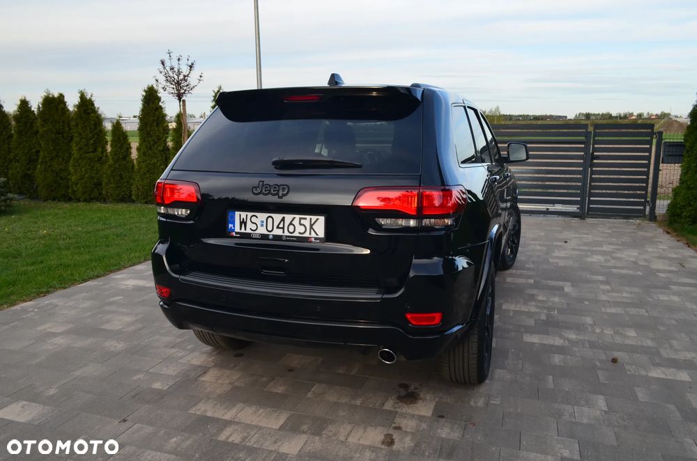 Jeep Grand Cherokee - 8