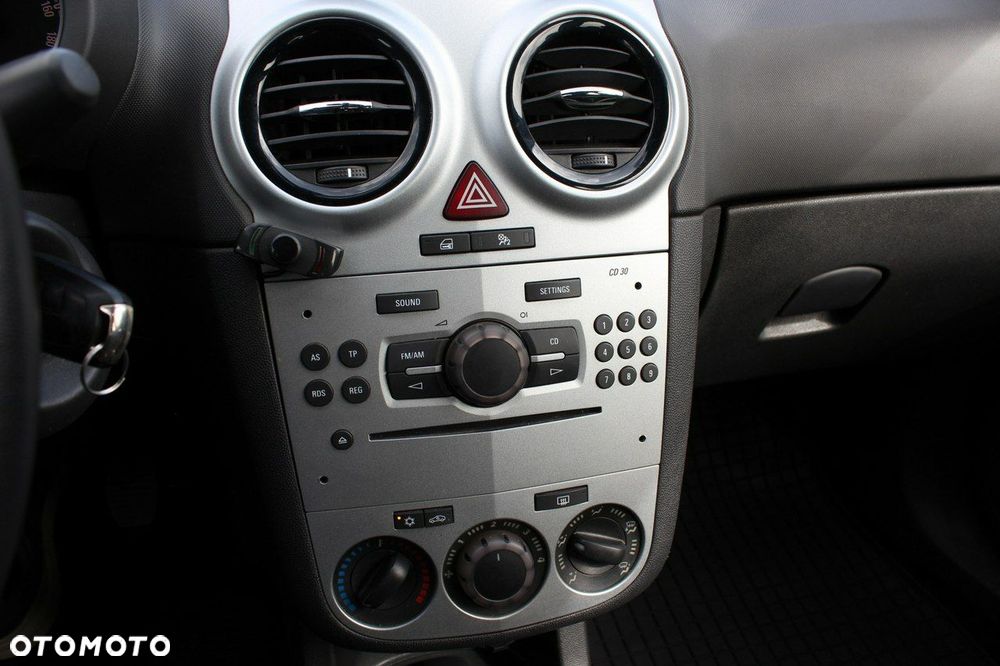 Opel Corsa 1.2 16V Enjoy - 14