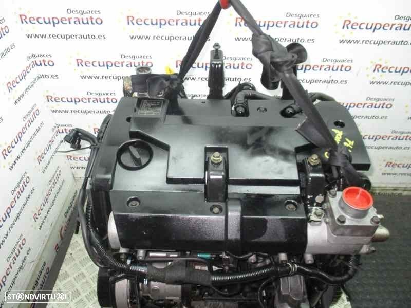 MOTOR COMPLETO KIA CARNIVAL II 2005 - 5