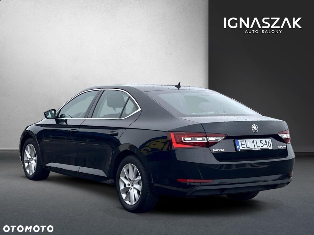 Skoda Superb 2.0 TDI Ambition - 3