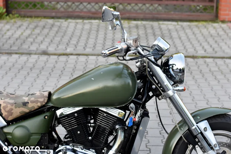 Suzuki Marauder - 8