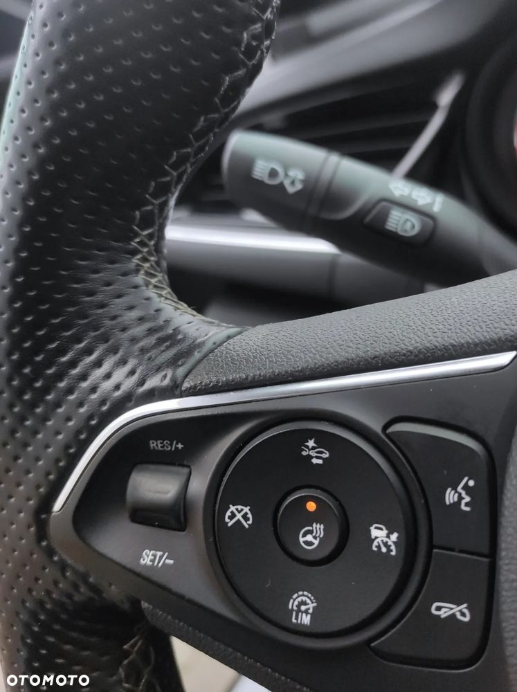 Opel Insignia 2.0 T 4x4 Innovation S&S - 20