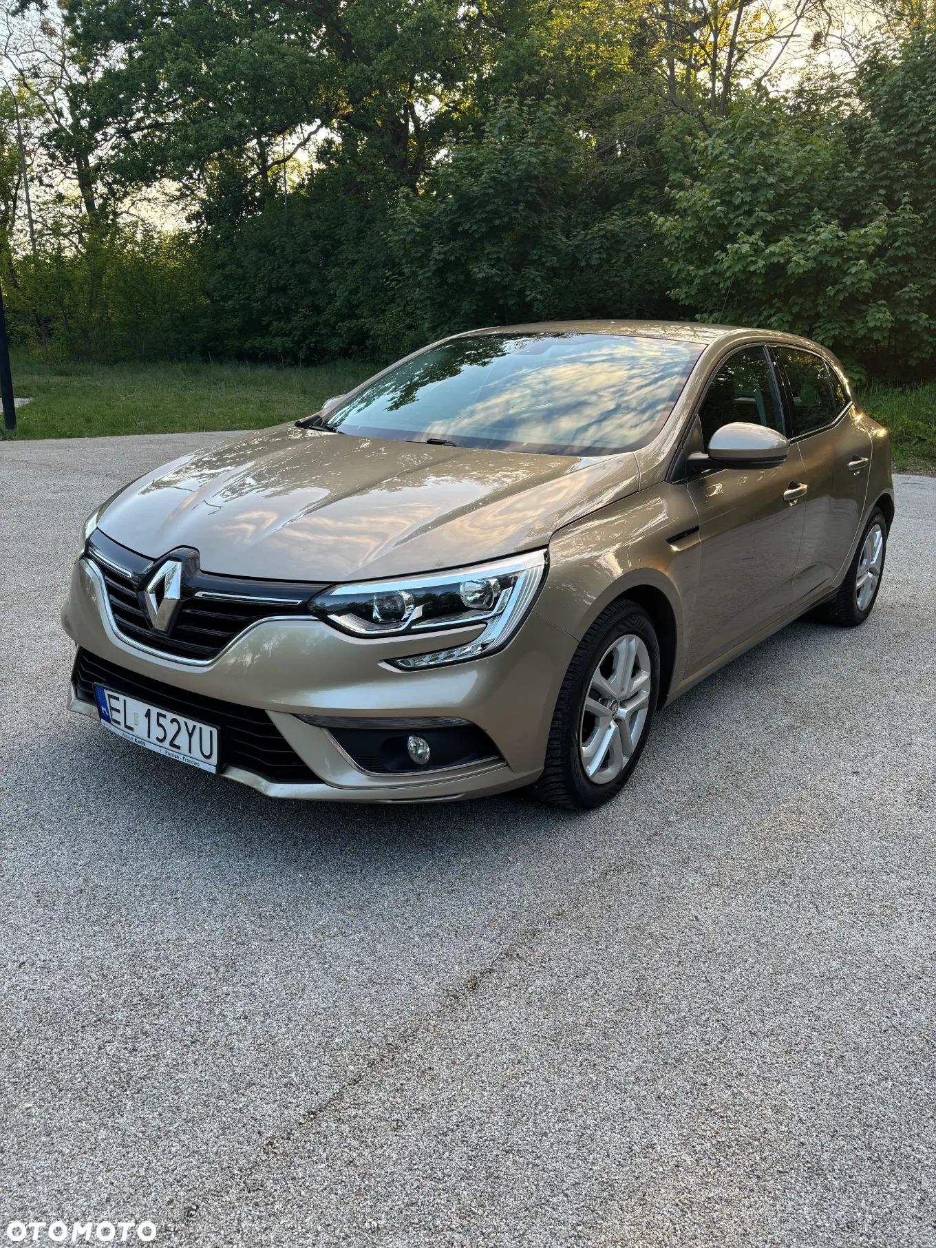 Renault Megane 1.6 SCe Zen - 1