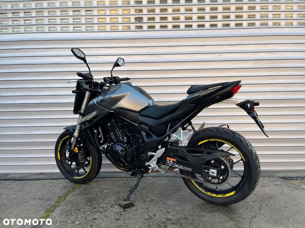 Honda Hornet - 4