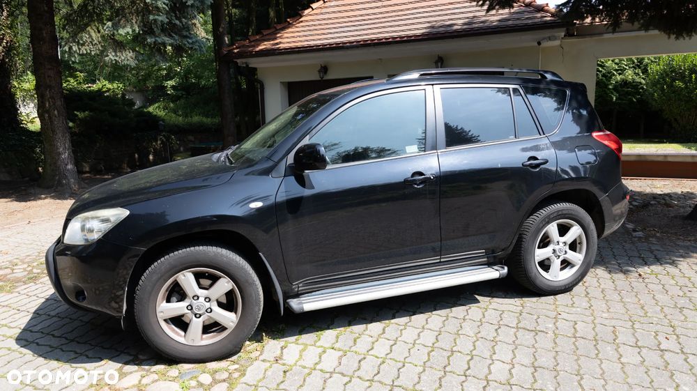 Toyota RAV4 2.0 VVT-i Luna - 1