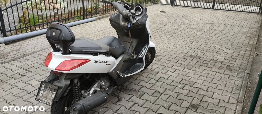 Yamaha X-max - 4