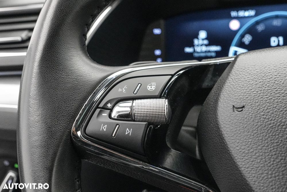 Skoda Superb 2.0 TSI 4X4 DSG Scout - 24