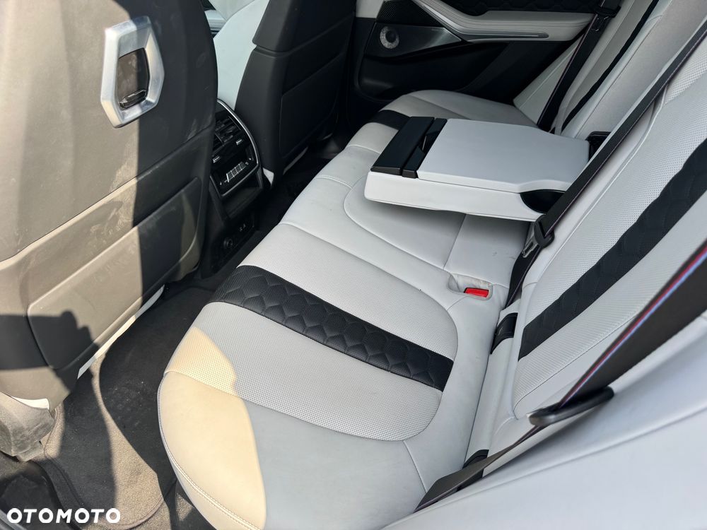 BMW X5 M Competition mHEV sport - 12