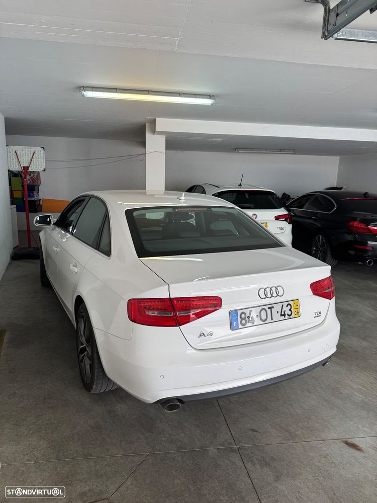 Audi A4 3.0 TDI V6 quattro Advance S tronic - 3